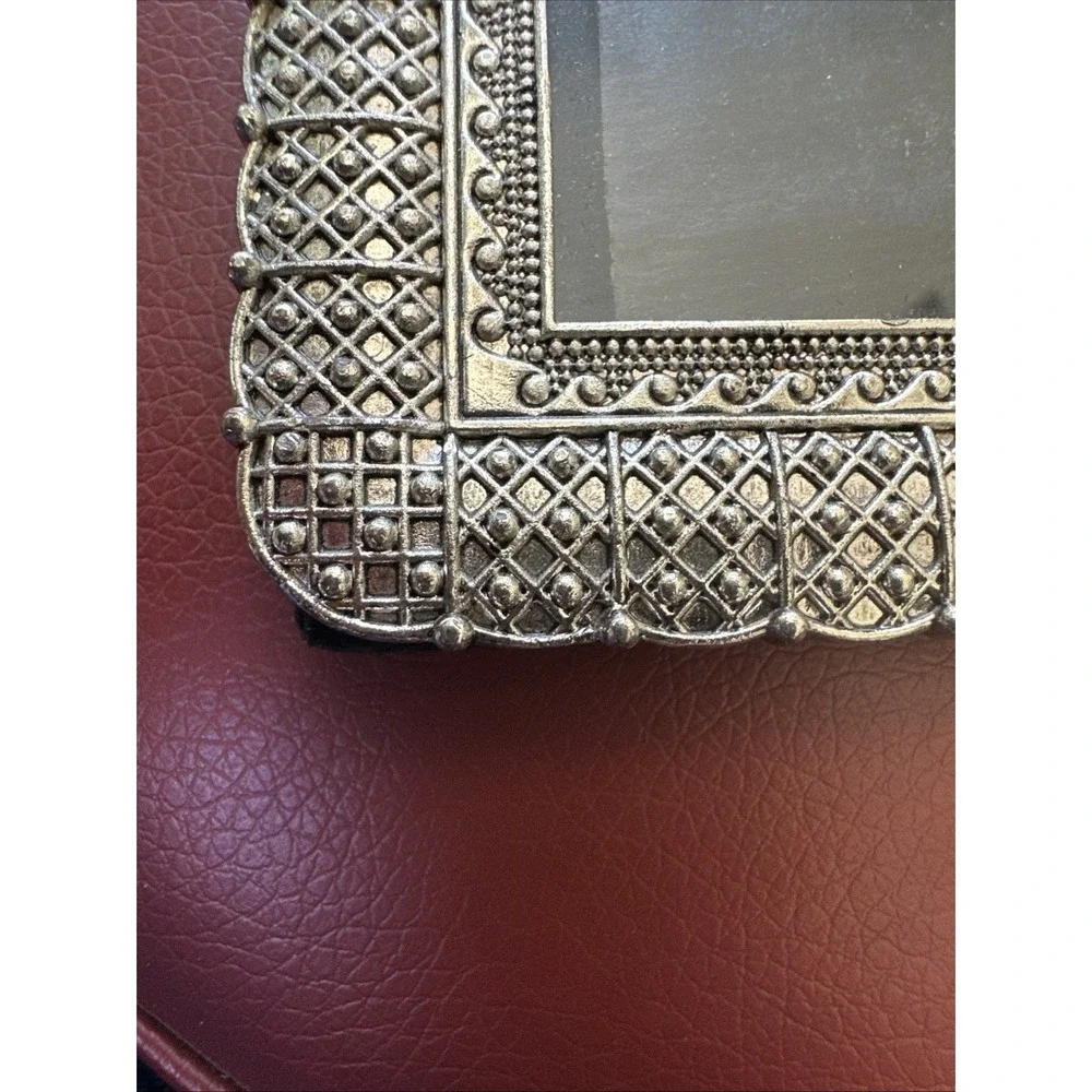 Vintage Heavy Silver Metal 5 X 7 Picture Frame/Intricate Metal Work